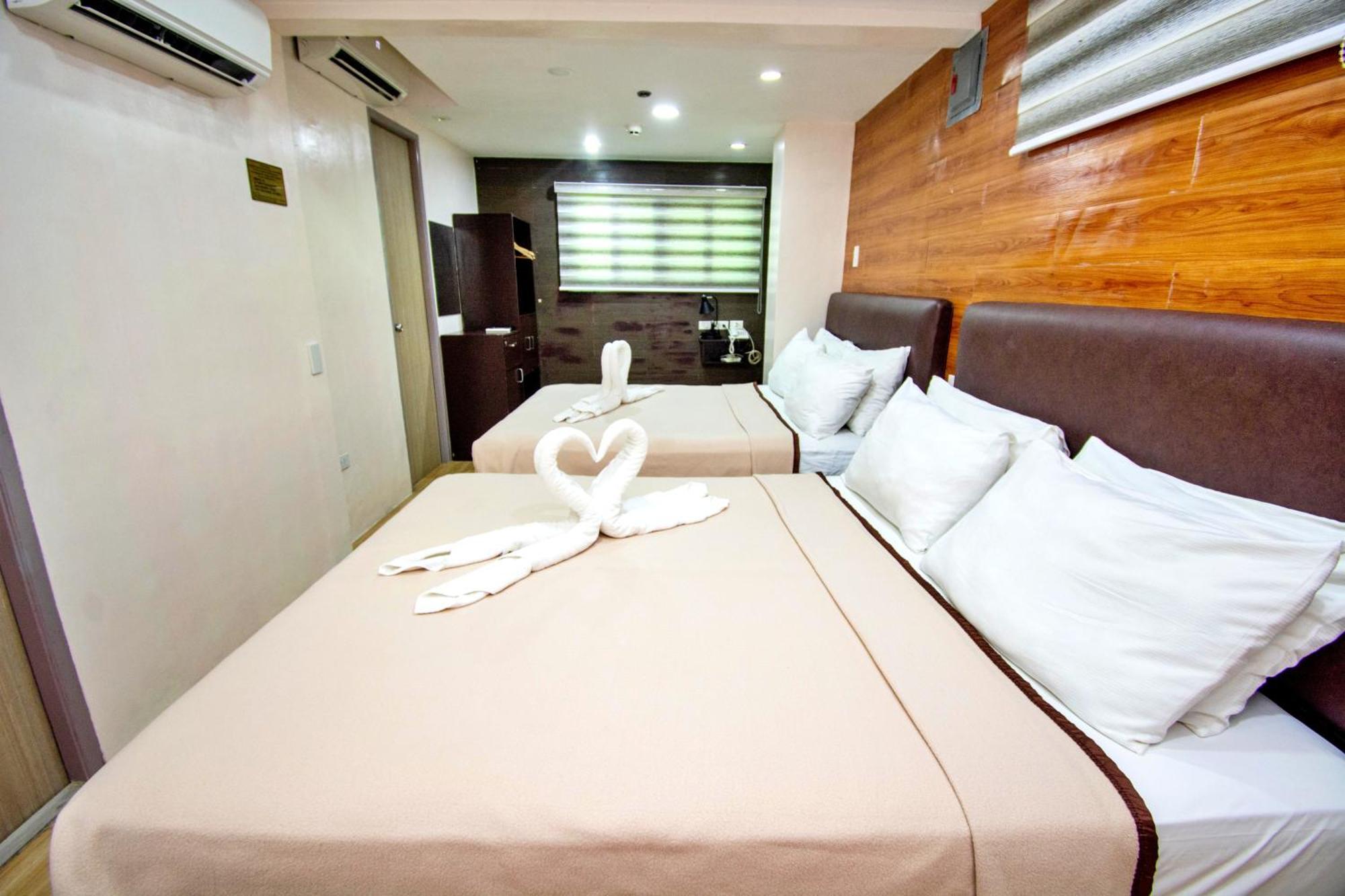 Emerald Island Hotel Balabag  Екстериор снимка