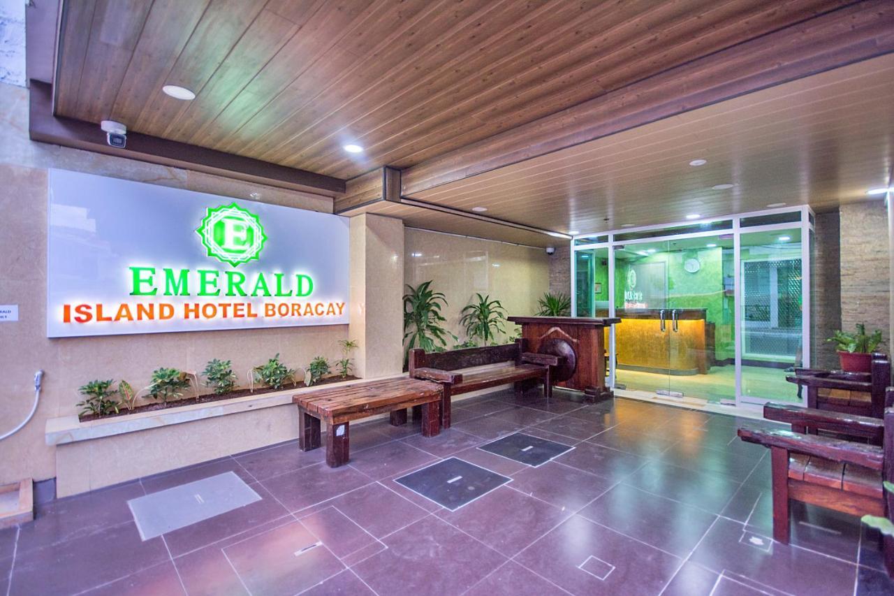 Emerald Island Hotel Balabag  Екстериор снимка